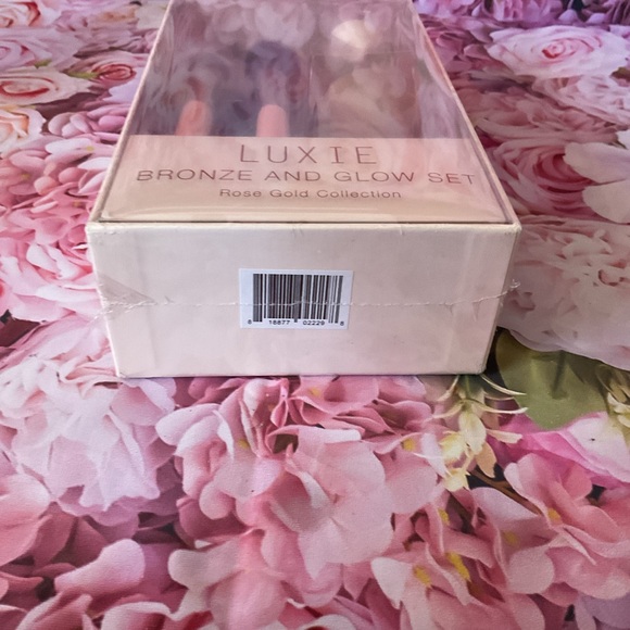 COPY - LUXIE bronze & glow brush set - Picture 3 of 3